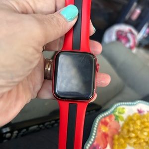 Apple Watch Series 6 - GPS and Cellular.